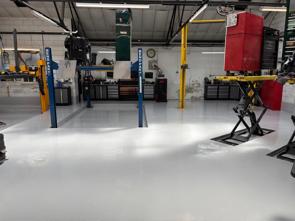 Garage workshop floor after epoxy floor coating